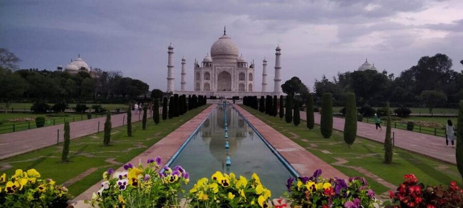From Delhi Same Day Taj Mahal Tour by Car ( All Inclusive )