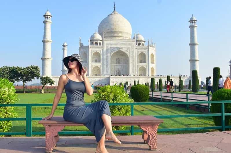 From Delhi: Taj Mahal & Agra Private Day Trip With Transfers