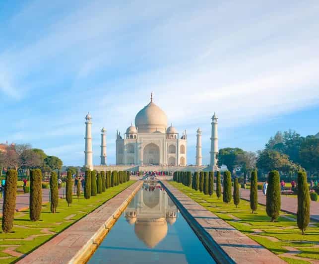 From Jaipur : Private Taj Mahal Tour by Car