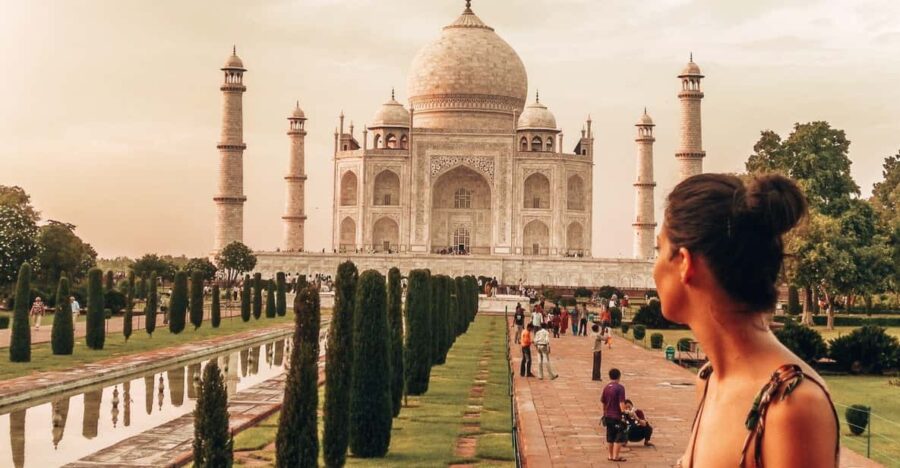 From Jaipur: Taj Mahal and Agra Day Trip With Transfer