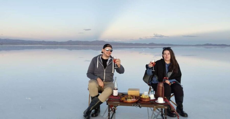 From La Paz: 2-Day Uyuni Tour by Flight