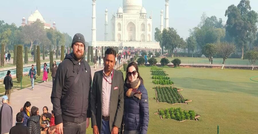 From Mumbai: Private Taj Mahal & Agra Tour With Hotel