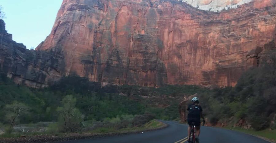 From Springdale: Zion Sunset Biking/eBiking Tour