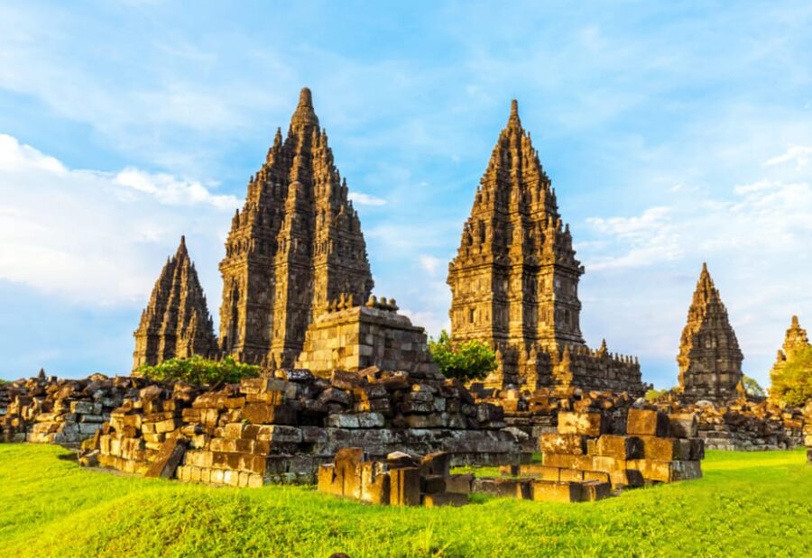 From Yogyakarta: 3-Hour Prambanan Tour W/ Pickup & Entry Fee