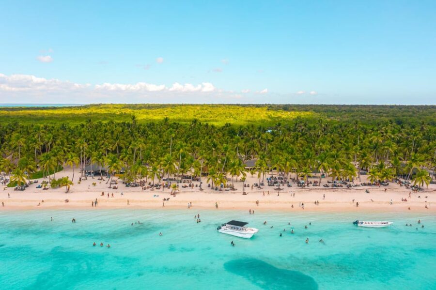 Full-Day Cruise of Isla Saona From Santo Domingo With Lunch