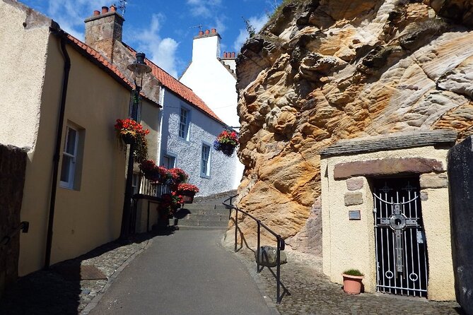 Full Day East Neuk Treasures and Stirling Castle Tour From St Andrews