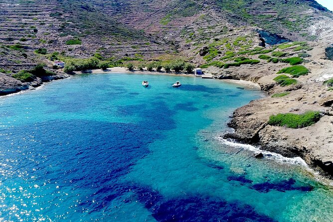 Full-Day Kimolos and Poliegos Islands Private Tour