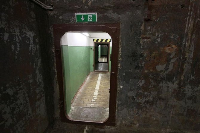 Full-Day Private Cold War Museum Tour From Vilnius