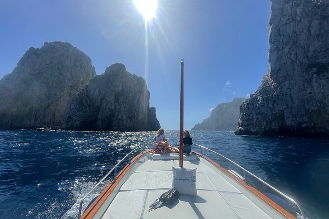 Full Day Private Guided Boat Tour of the Capri Coast