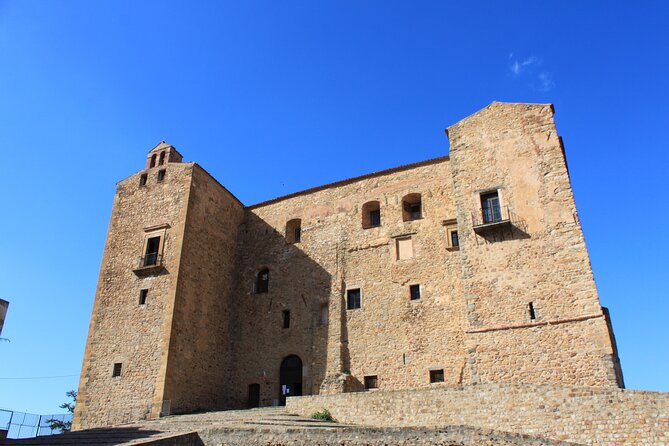 Full Day Private Tour in Medieval Villages and Vineyard in Cefalù