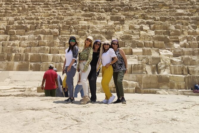 Full Day Private Tour of Giza Pyramids and Egyptian Museum
