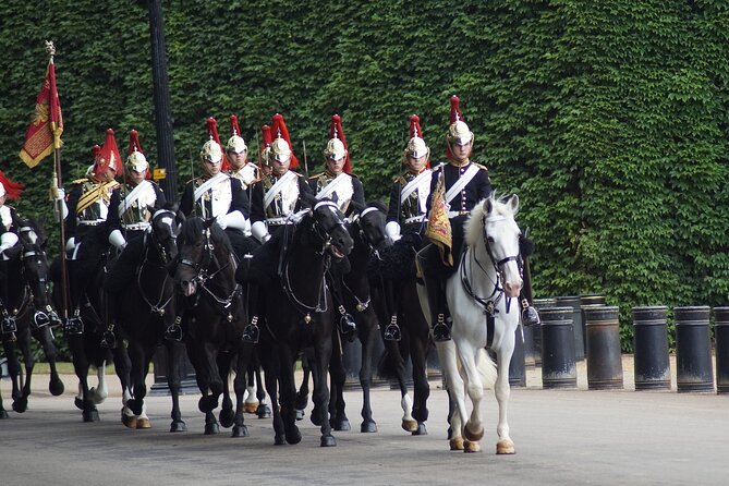Full Day Private Tour of Iconic London Including London Pass