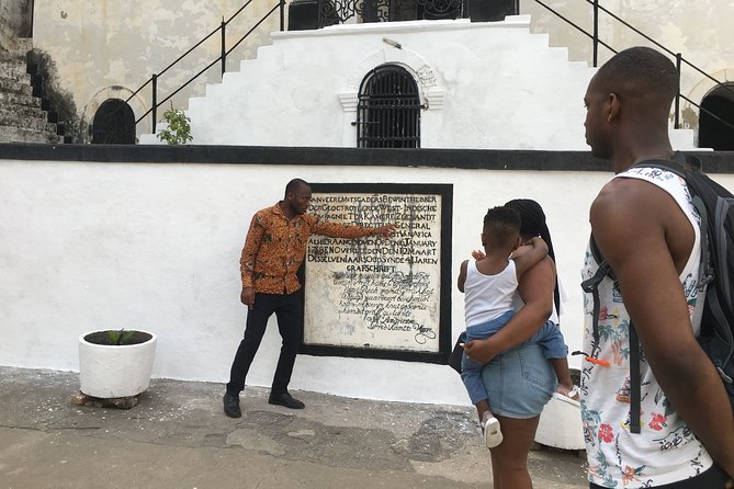 Full-Day Private Tour to Cape Coast and Elmina From Accra - Meeting and Pickup Arrangements