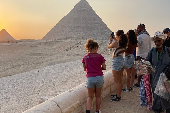 Full-Day Tour in Cairo by Bus