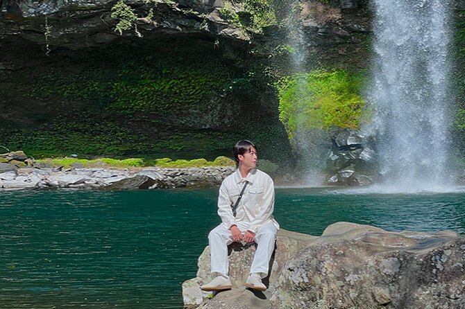 Full Day Tour With Jejus West and East Treasure in Jeju Island