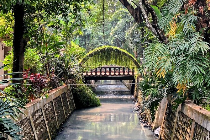 Fun Food Tour Jakarta - Inclusions