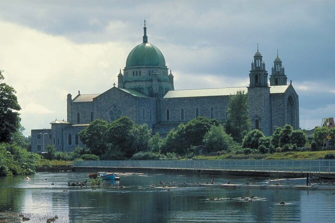 Galway Top Highlights and Claddagh Village Walking Tour - Included Experiences