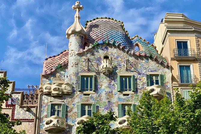 Gaudí and Barcelona Legends – Private Tour