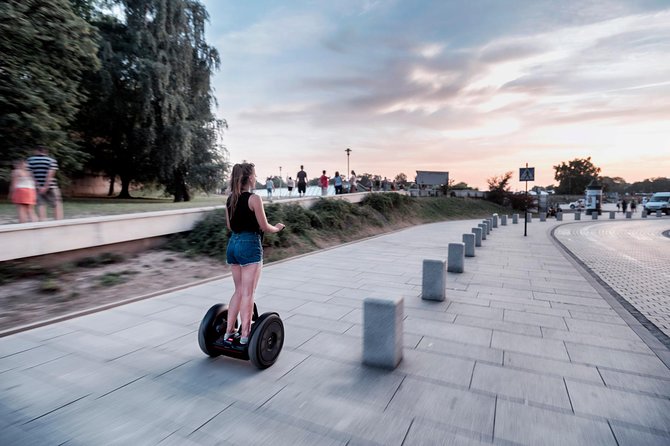 Gdansk by Night: 1,5-Hour Segway Tour