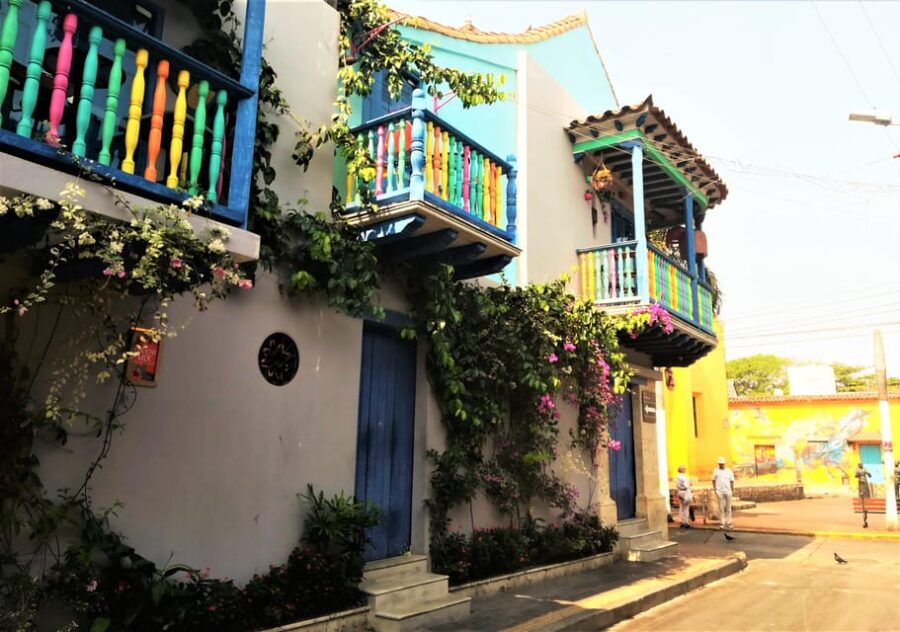 Getsemani: Private Walking Tour With German or Italian Guide
