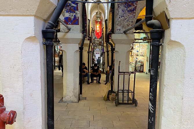 Grand Bazaar Through the Alleys - Istanbuls Iconic Grand Bazaar