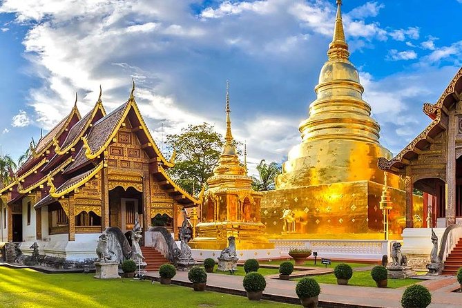 Grand Palace Tour & Emerald Buddha Temple Tour Bangkok