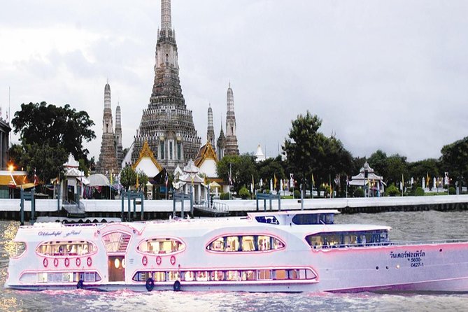 Grand Pearl Dinner Cruise With Live Entertainment
