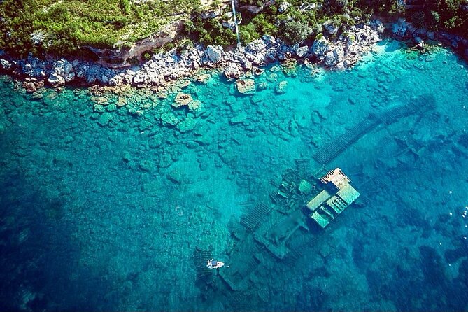 Group Speedboat Tour to Korčula, Badija Island and a Sunken Ship