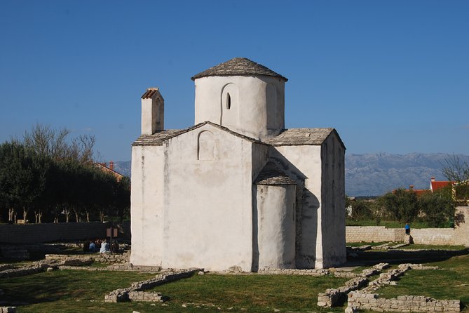 Guided Cultural and Historical Walking Tour of Nin