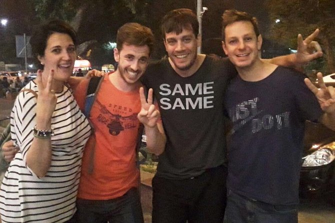 Guided Night Walking Tour in New Delhi - Explore the Best Nightlife With a Local - Taking in the Spiritual Atmosphere