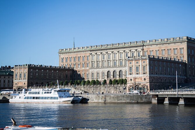 Guided Walking Tour: Stockholm Old Town (English or German)