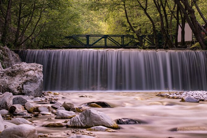 Half-Day Private Trip to Waterfalls and Hot Springs - Meeting and Pickup
