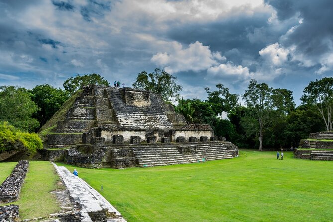 Half Day Tour to the Heart of Maya Civilization in Belize