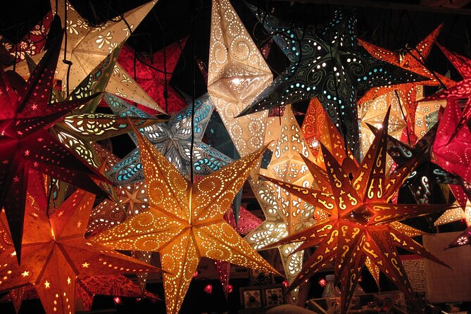 Hamburg Christmas Market Tour With A Professional Guide - Tour Features