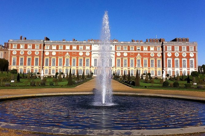 Hampton Court Palace Private Tour Including Skip the Line Pass - Tour Overview and Details