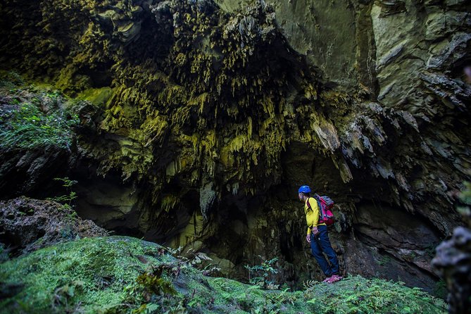 Hang Vom Adventure Tour 2 Days 1 Night