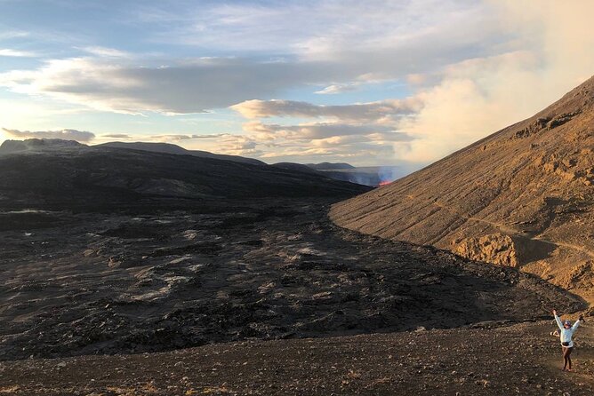 Happy Volcano Full-Day Private Tour