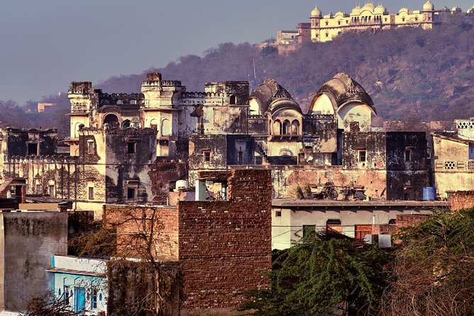 Highlights of Mathura & Vrindavan (Guided Fullday Sightseeing Tour by Car)