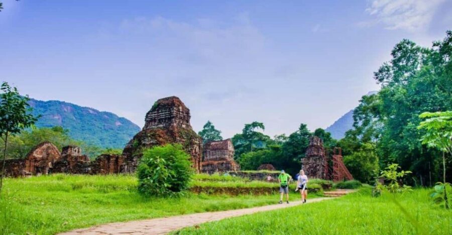 Hoi An: My Son Sanctuary Tour, Thu Bon River Cruise & Lunch