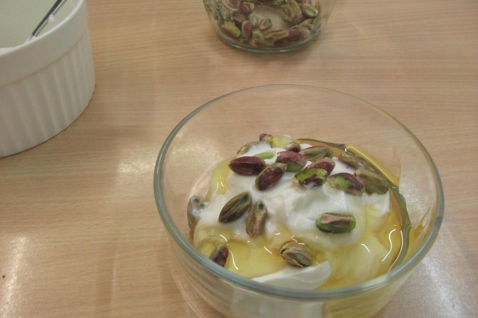 Home Made Greek Yogurt Class - Yogurt Making Process
