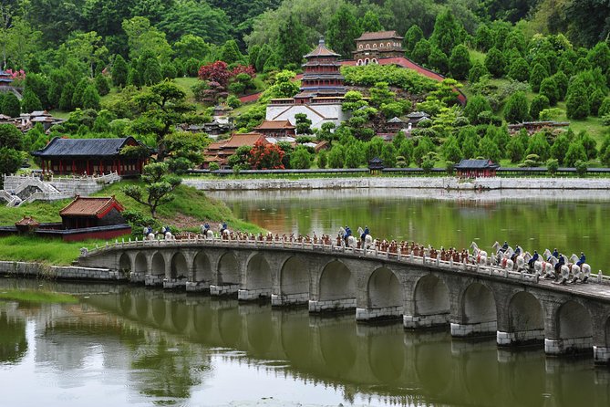 Hong Kong Including Shenzhen and Macau ( 5 Days – 4 Nights )