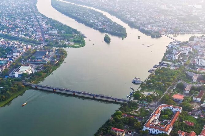 Hue Imperial City Highlights and Boat Trip: PRIVATE Full-Day Tour From Da Nang