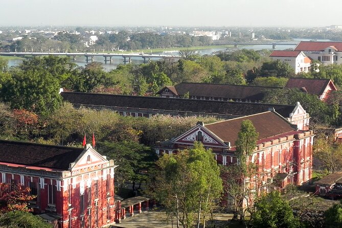 Hue Night Walking And Street Food Tour