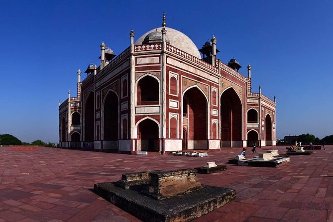 Humayuns Tomb Skip-The-Line E-Tickets & Guide Delhi Transfers - About Humayuns Tomb