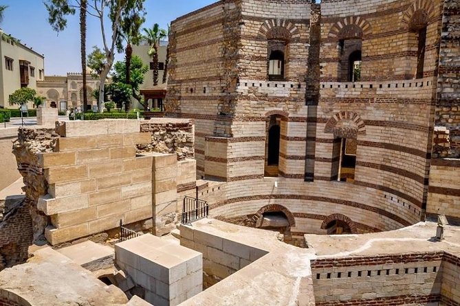 Islamic and Coptic Cairo Private Tour With Lunch