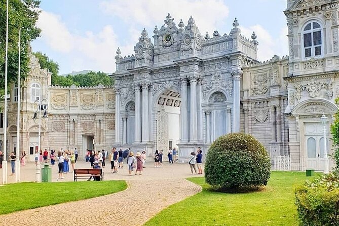 Istanbul Dolmabahce Palace Guided Tour