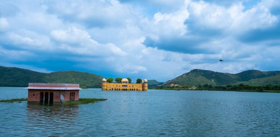 Jaipur: Private Amber Fort, Jal Mahal and Stepwell Tour