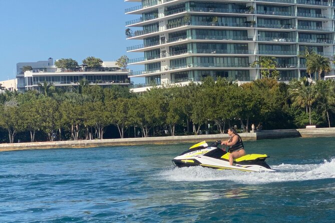 Jetski Experience for 1 or 2 Hours in Miami Beach (Duffys)