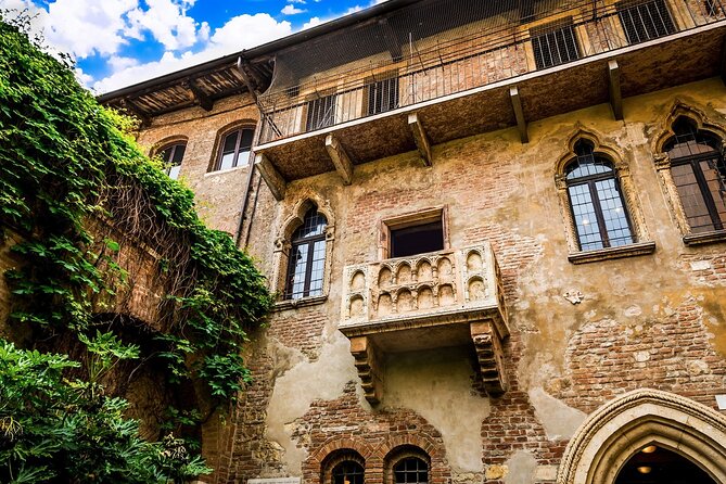 Juliet & Romeos Balcony – Skip the Line & Verona City With Guide