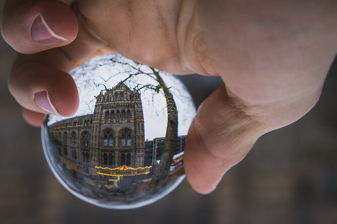 Kid-friendly London Natural History Museum Private Guided Tour